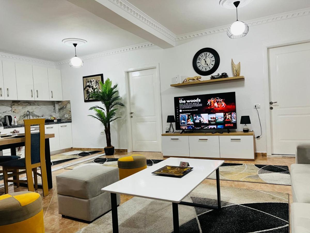 Daily Rent Apartment City Center Elbasan 6 Ngoại thất bức ảnh